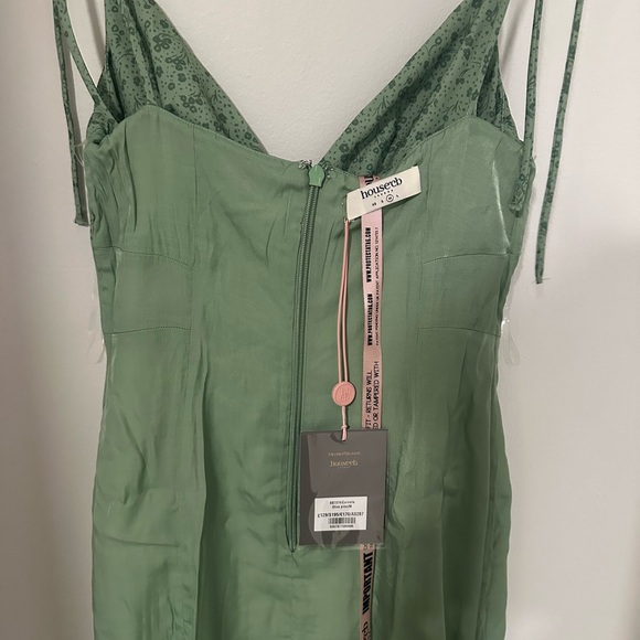 House of CB - ‘Cornelia’ Green Tonal Floral Midi Dress - Picture 16 of 16